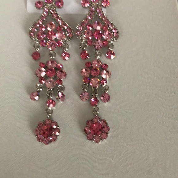 Pink and silver rhinestone earrings - Picture 4 of 5